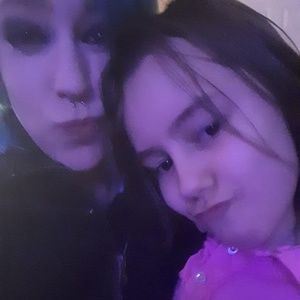 Meet your Posher, Toni